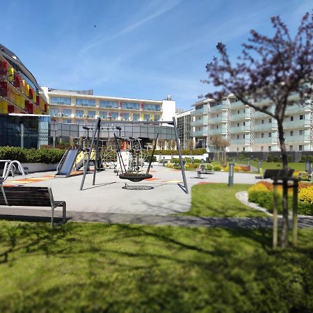 Apartament Przy Hotelu Aquarius 코워브제크 외부 사진