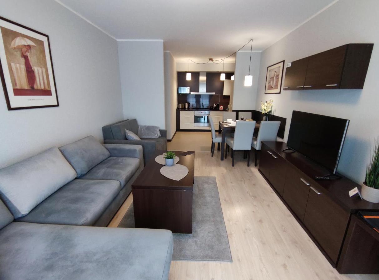 Apartament Przy Hotelu Aquarius 코워브제크 외부 사진