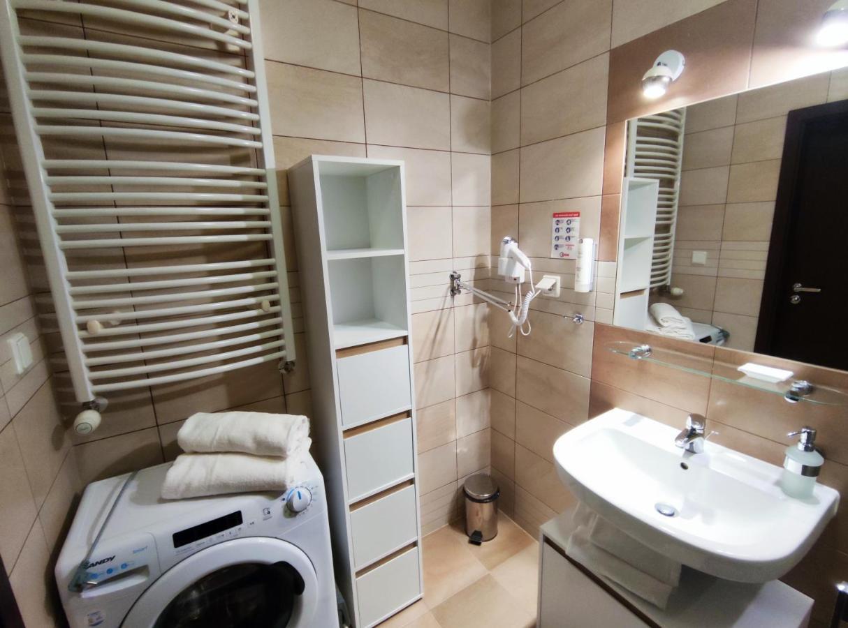Apartament Przy Hotelu Aquarius 코워브제크 외부 사진