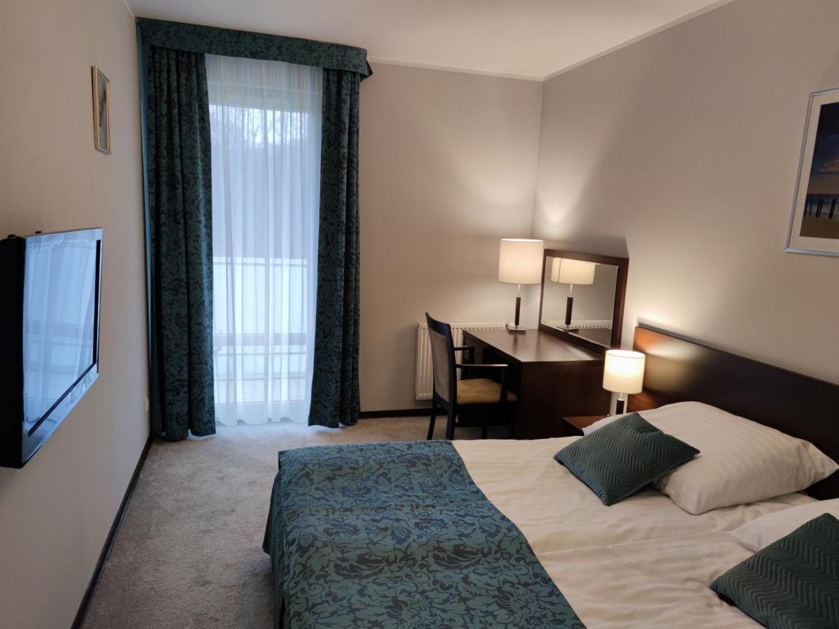 Apartament Przy Hotelu Aquarius 코워브제크 외부 사진